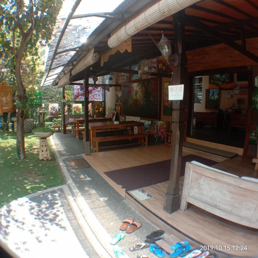 Joglo Villa Bali Penatih Exterior photo